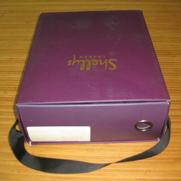 Shellys London Black Coessa Strappy Chunky Heel Sandals Size 6 NIB Open Toe - Picture 9 of 9